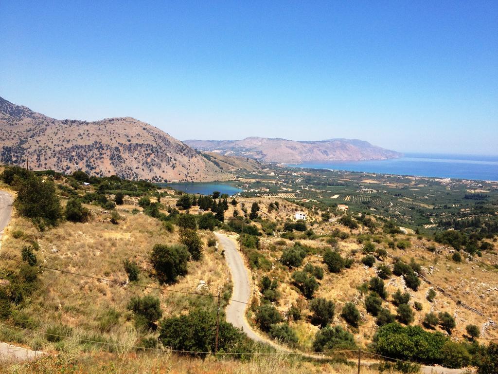 Thea Villas Kournás Esterno foto